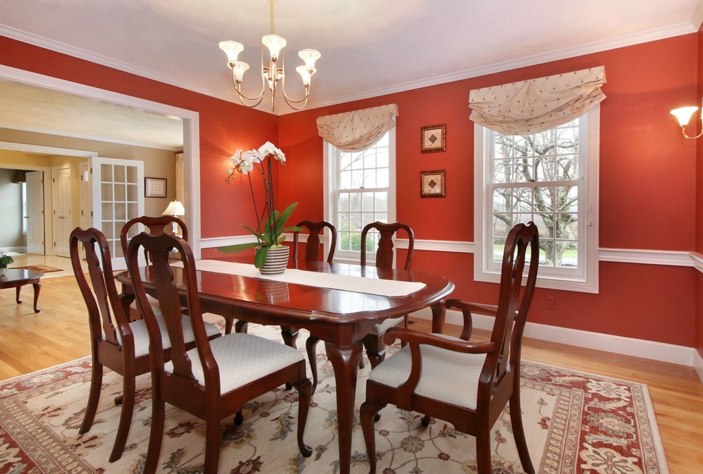 136 Strawberry Hill Road Acton, MA 01742 - Photo 5 of 30 Gallery Image 5