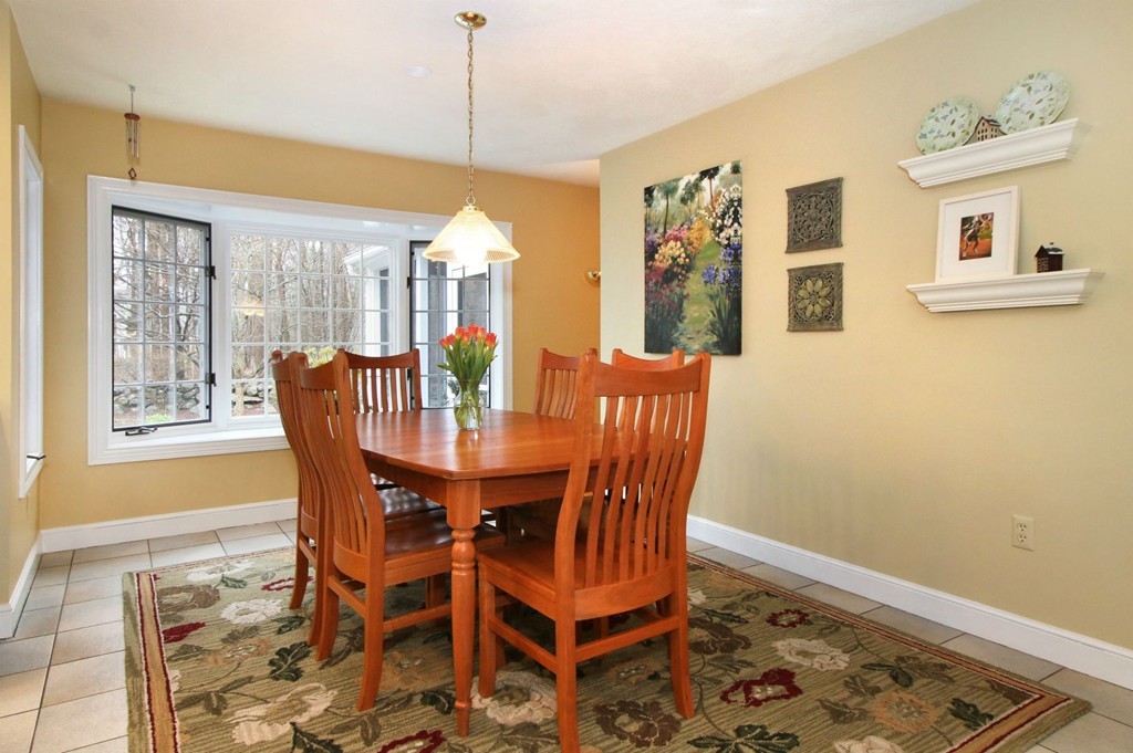 136 Strawberry Hill Road Acton, MA 01742 - Photo 10 of 30 Gallery Image 10