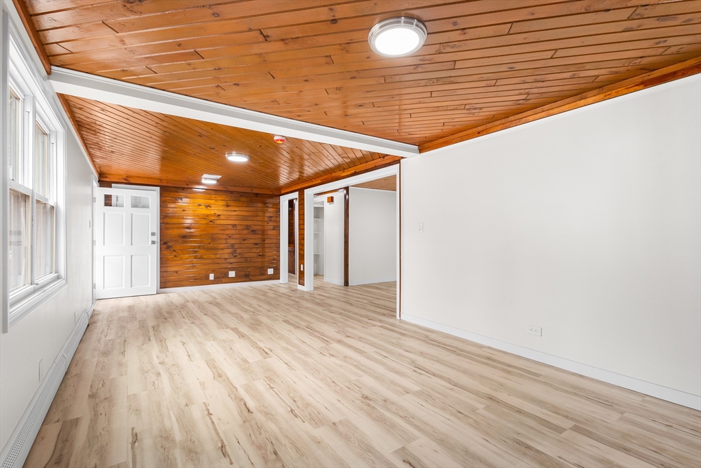 172 Fisher Road Dartmouth, MA 02747 - Photo 17 of 42