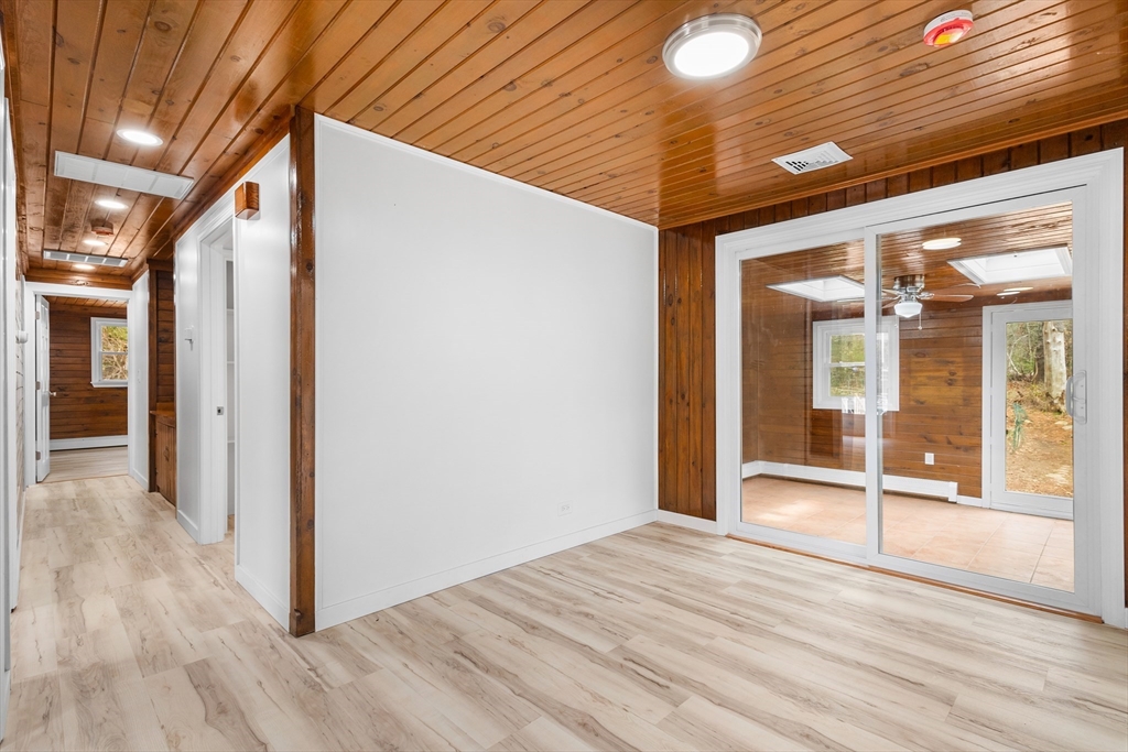 172 Fisher Road Dartmouth, MA 02747 - Photo 23 of 42