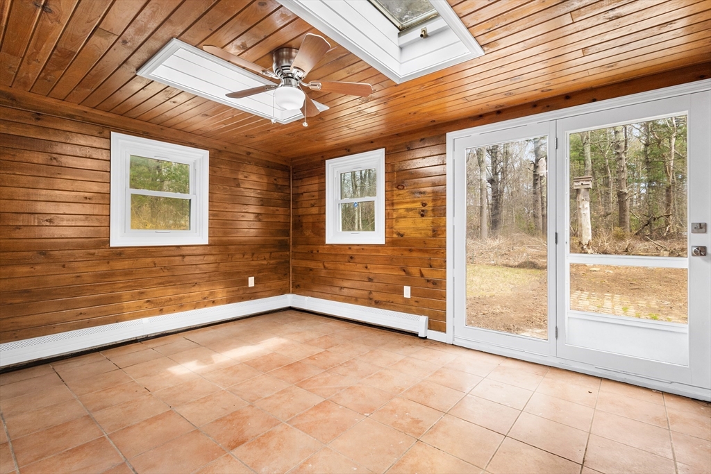 172 Fisher Road Dartmouth, MA 02747 - Photo 24 of 42