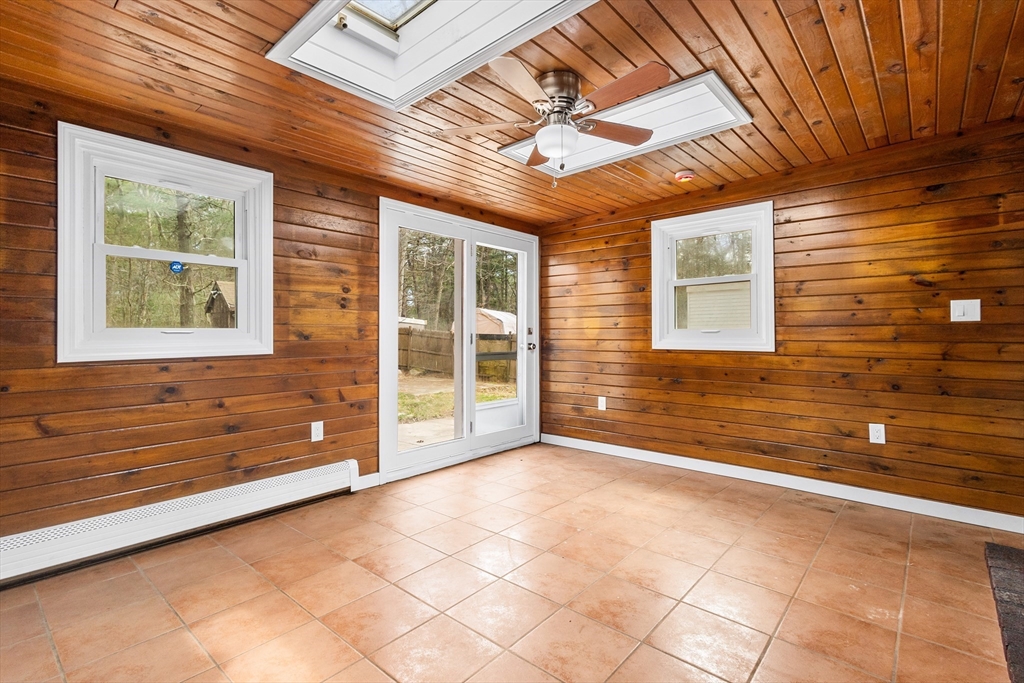 172 Fisher Road Dartmouth, MA 02747 - Photo 25 of 42