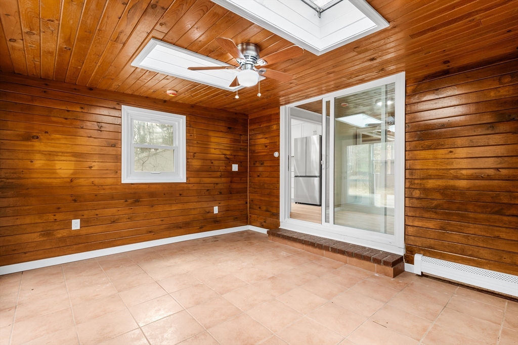 172 Fisher Road Dartmouth, MA 02747 - Photo 26 of 42