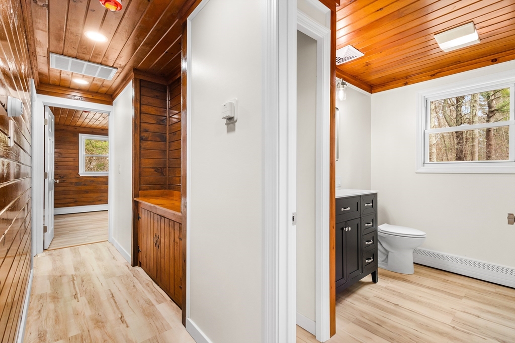 172 Fisher Road Dartmouth, MA 02747 - Photo 27 of 42