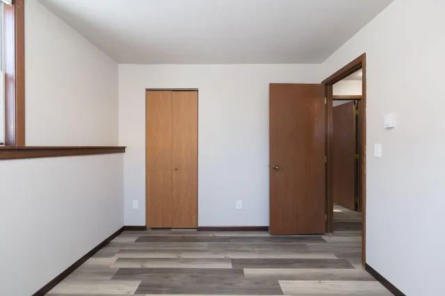 $334,000 | 677 West 3rd Avenue, Oshkosh, WI 54902