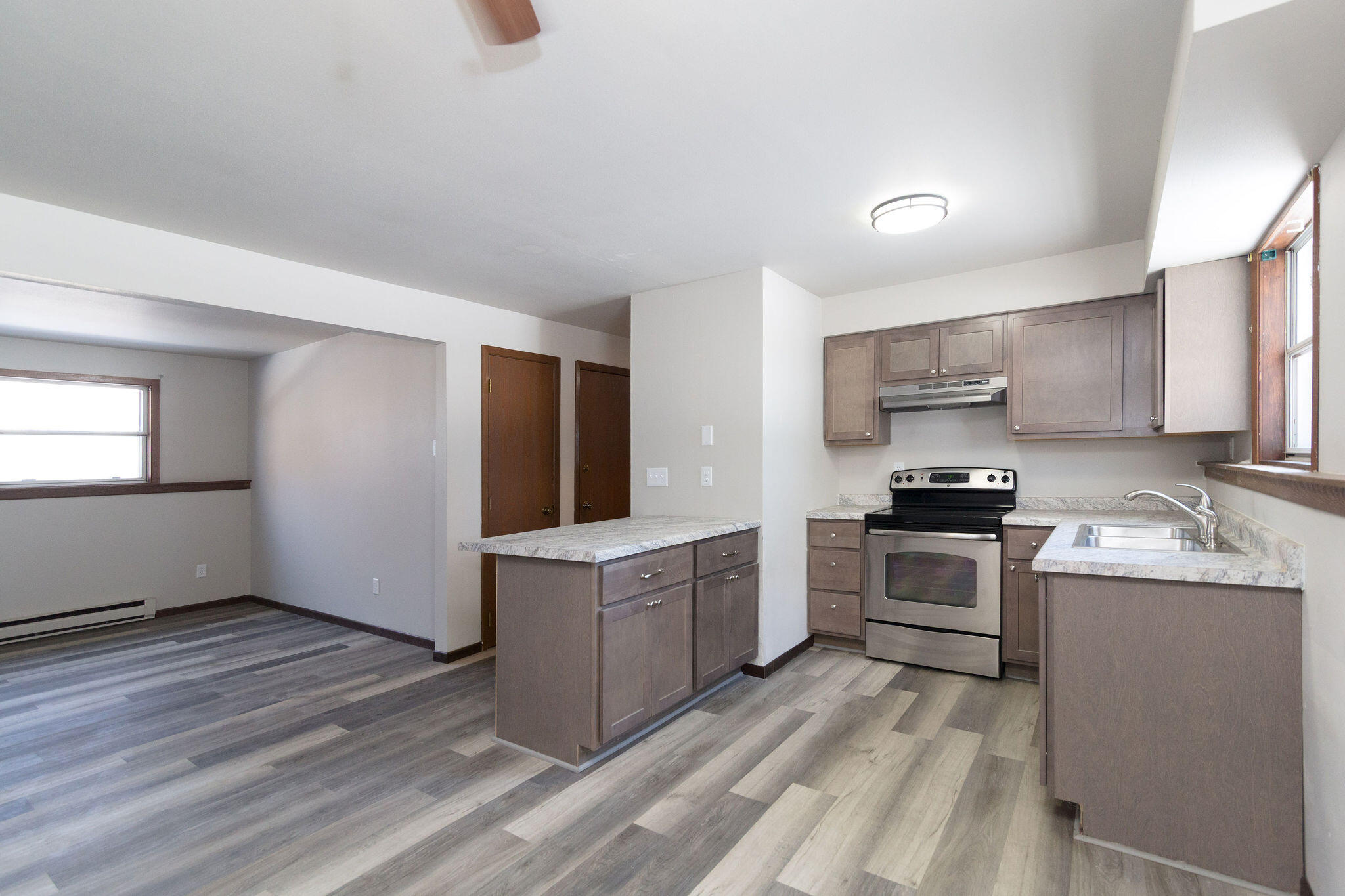 677 West 3rd Avenue Oshkosh, WI 54902 - Photo 17 of 31 677-w-third-ave-oshkosh_0102