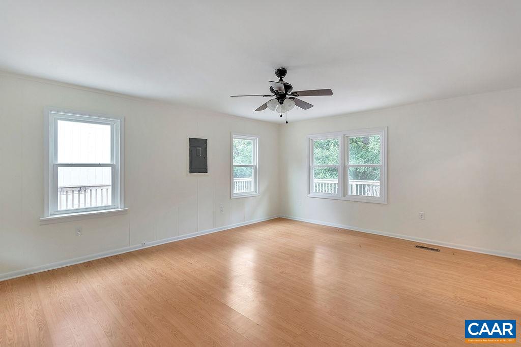 1592 Harris Creek Road Charlottesville, VA 22902 - Photo 11 of 23 Gallery Image 11