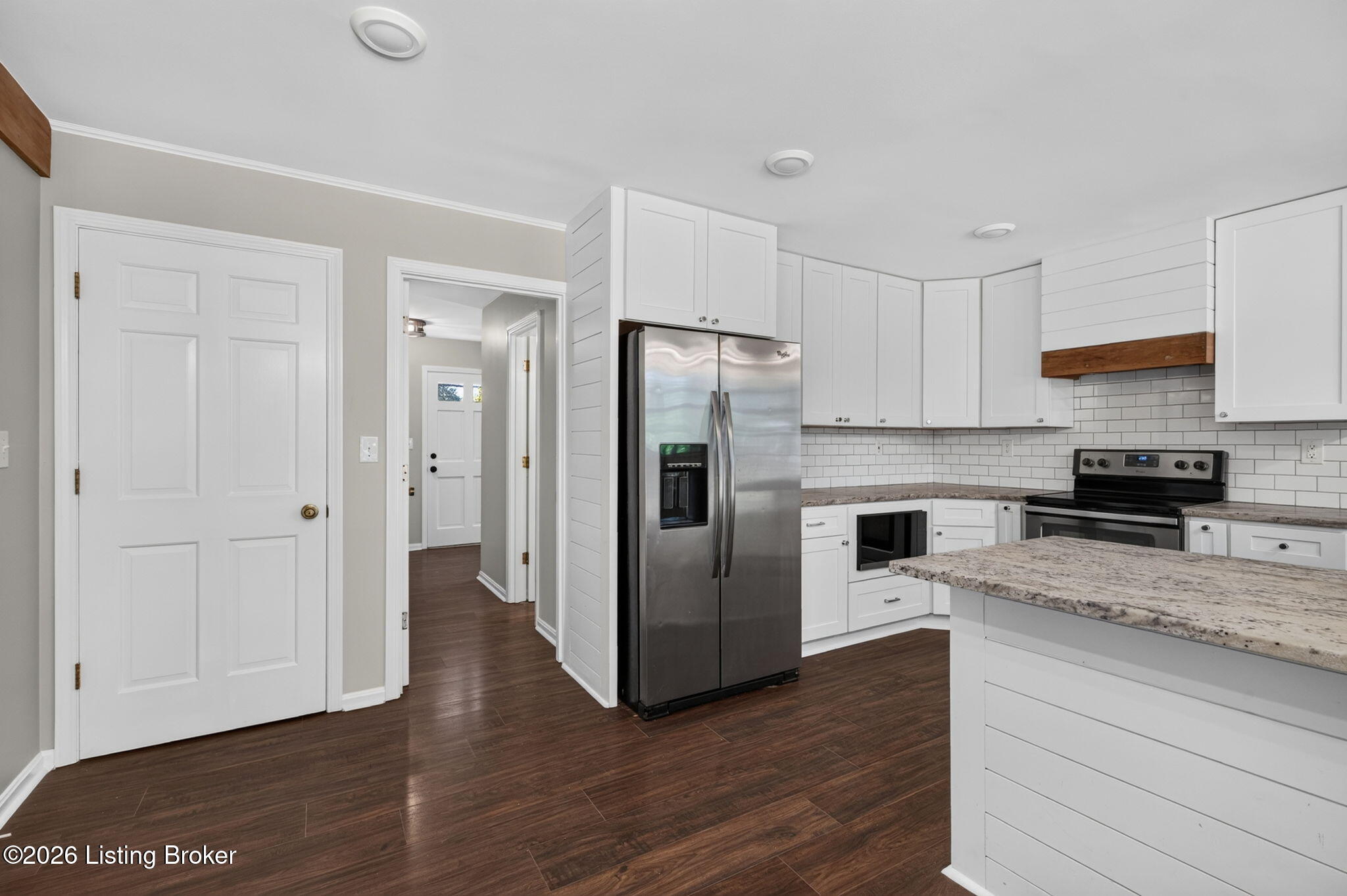 513 Moser Road Louisville, KY 40243 - Photo 17 of 44 Kitchen