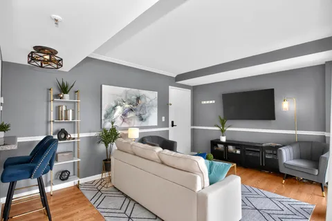 $285,000 | 900 19th Avenue South, Unit 610, Nashville, TN 37212