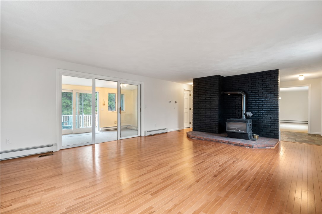 108 Hines Farm Road Cranston, RI 02921 - Photo 6 of 34 Living room/sun room