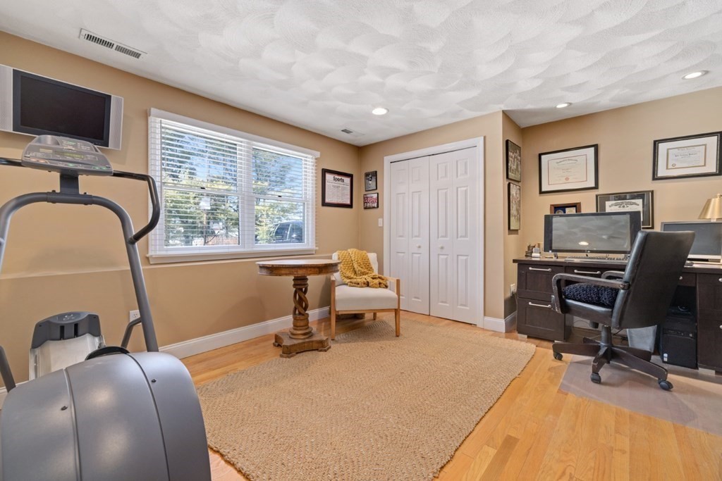 11 Island Road Lynnfield, MA 01940 - Photo 30 of 40 Gallery Image 30