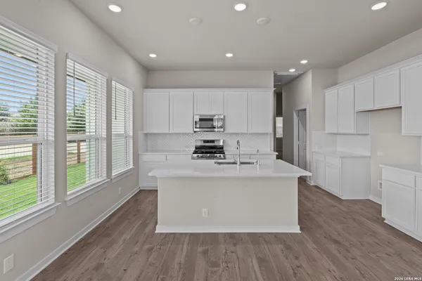 $369,945 | 9431 Hidden Stone, Schertz, TX 78154