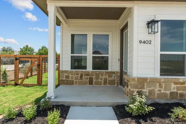 $369,945 | 9431 Hidden Stone, Schertz, TX 78154