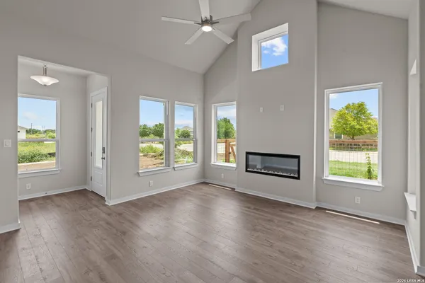 $369,945 | 9431 Hidden Stone, Schertz, TX 78154