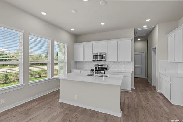 $369,945 | 9431 Hidden Stone, Schertz, TX 78154