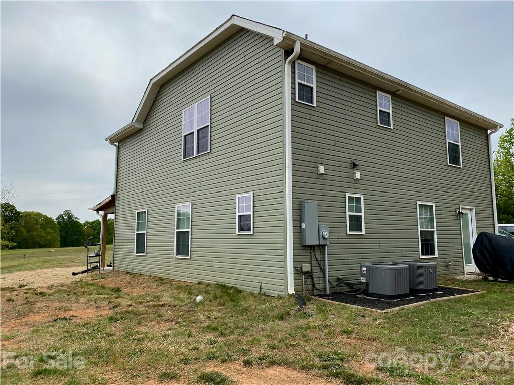 7300 Dan Rhyne Road Vale, NC 28168 - Photo 17 of 23 a view of backyard of house