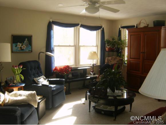 366 Cardinal Road Mills River, NC 28759 - Photo 2 of 22 Gallery Image 2