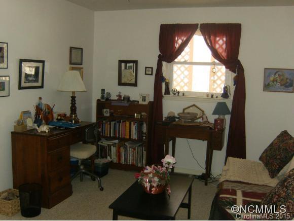 366 Cardinal Road Mills River, NC 28759 - Photo 11 of 22 Gallery Image 11