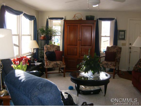366 Cardinal Road Mills River, NC 28759 - Photo 3 of 22 Gallery Image 3