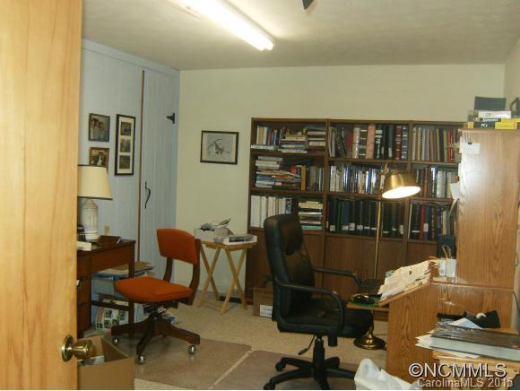 366 Cardinal Road Mills River, NC 28759 - Photo 10 of 22 Gallery Image 10