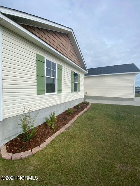 211 North Windy Ridge Road Hubert, NC 28539 - Photo 8 of 29 image5