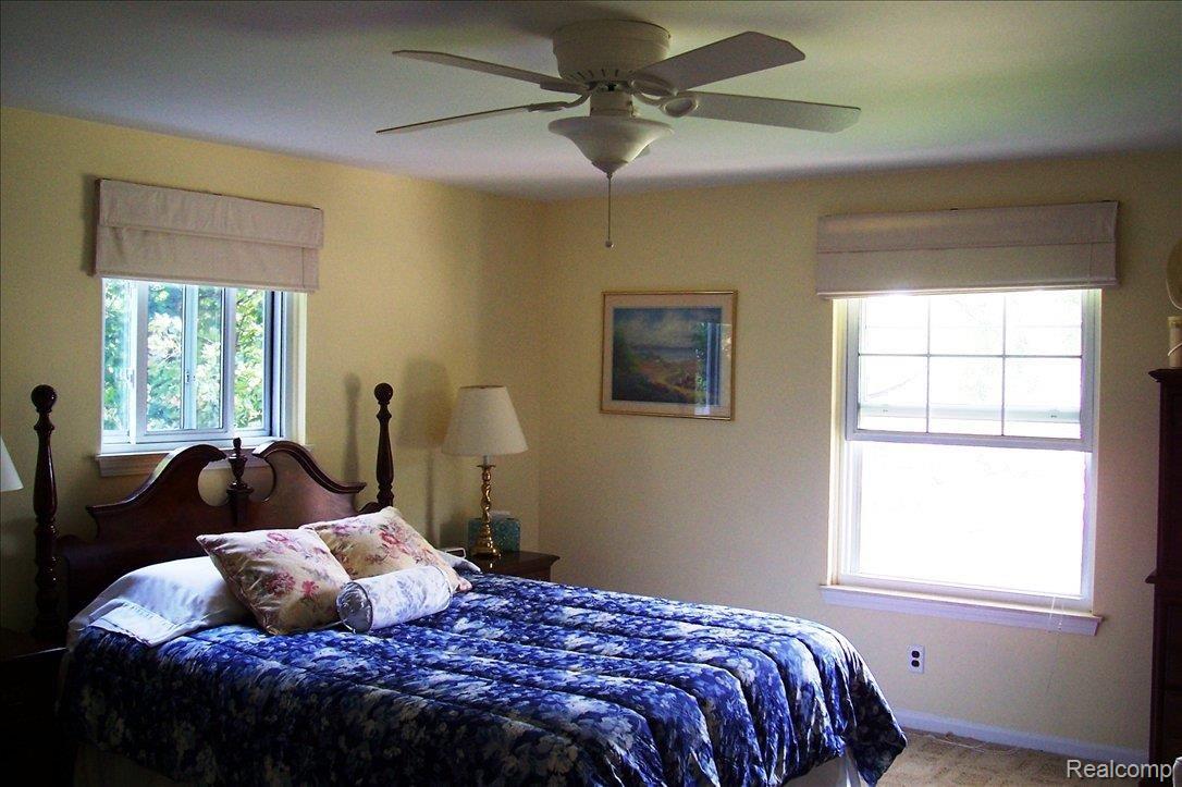 570 Lake Forest Road Rochester, MI 48309 - Photo 17 of 25 100_0876.JPG