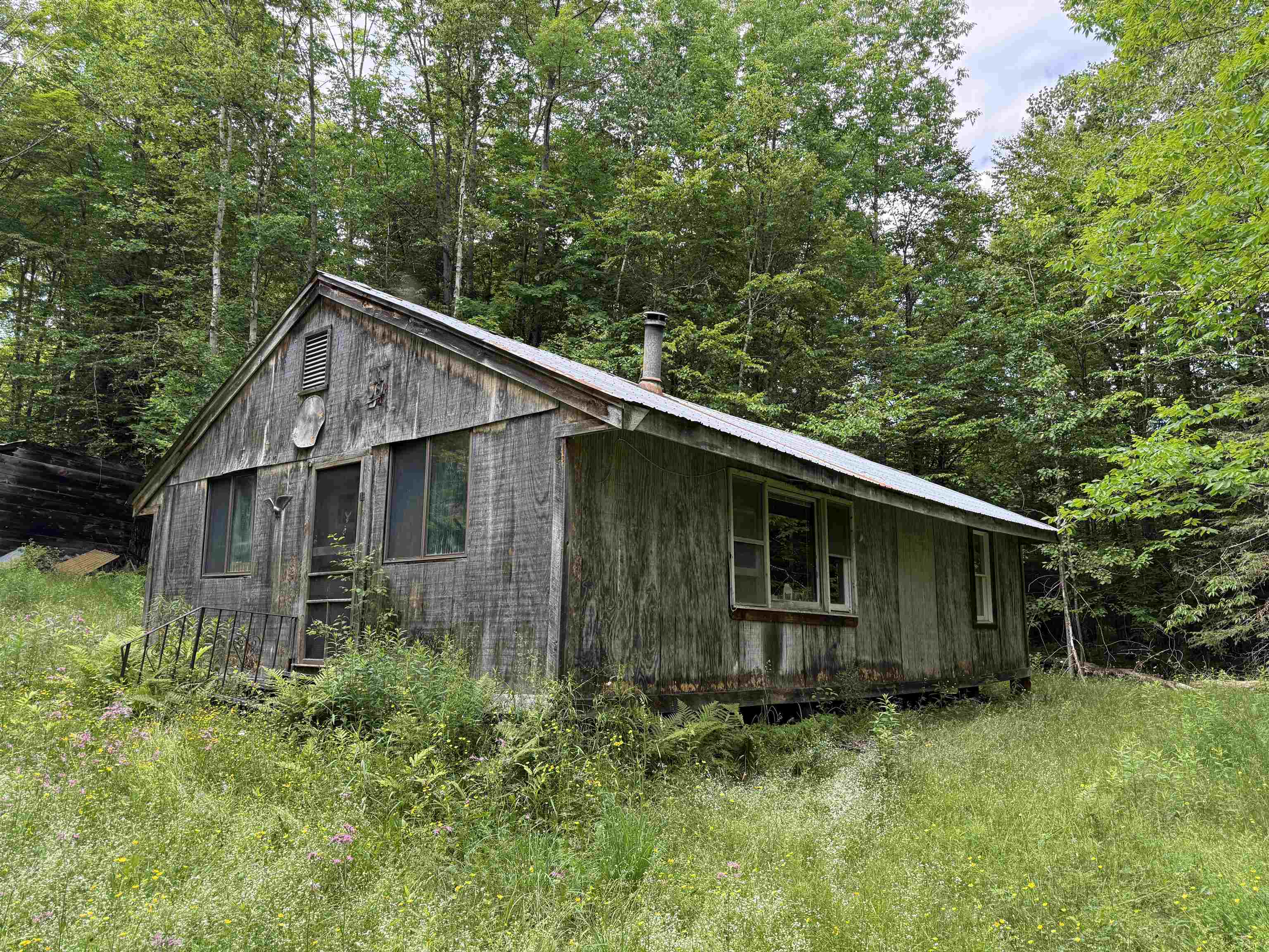 5423 Old County Road Waterford, VT 05819 - Photo 1 of 15