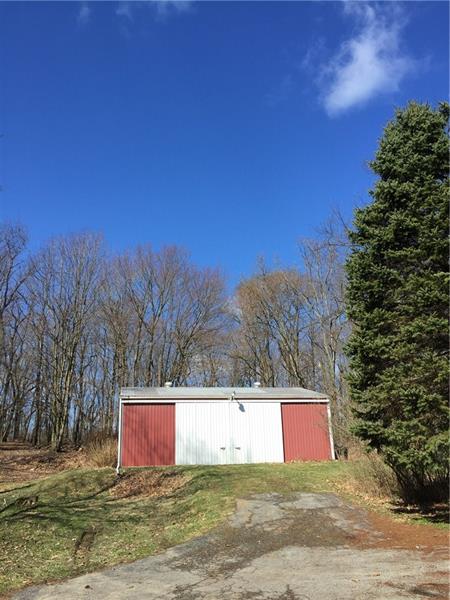 1908 Sohn Road Aliquippa, PA 15001 - Photo 4 of 23 Enormous barn for storage.