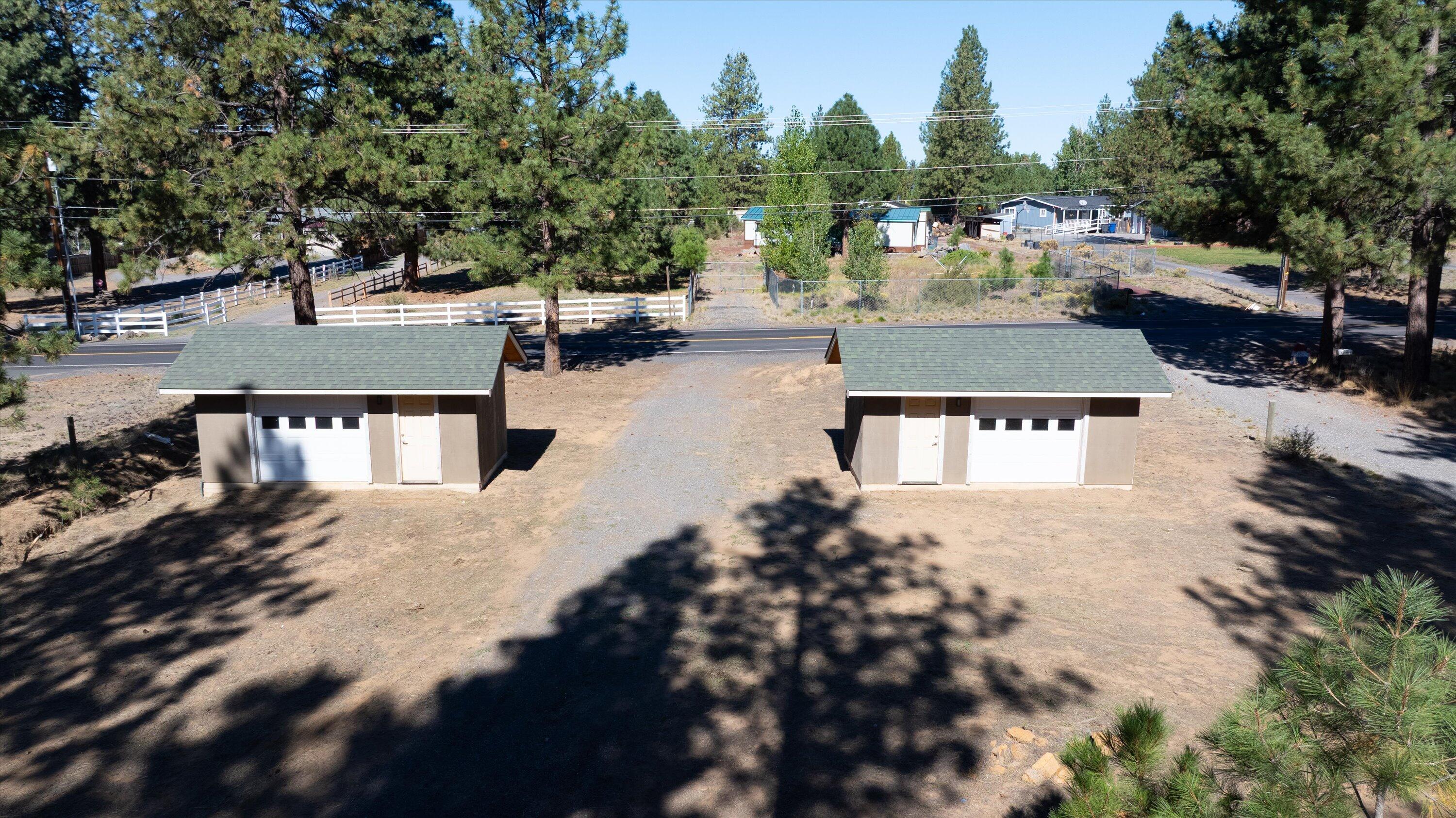 60272 Cinder Butte Road Bend, OR 97702 - Photo 3 of 26 08-20250916 JILL ROSELL