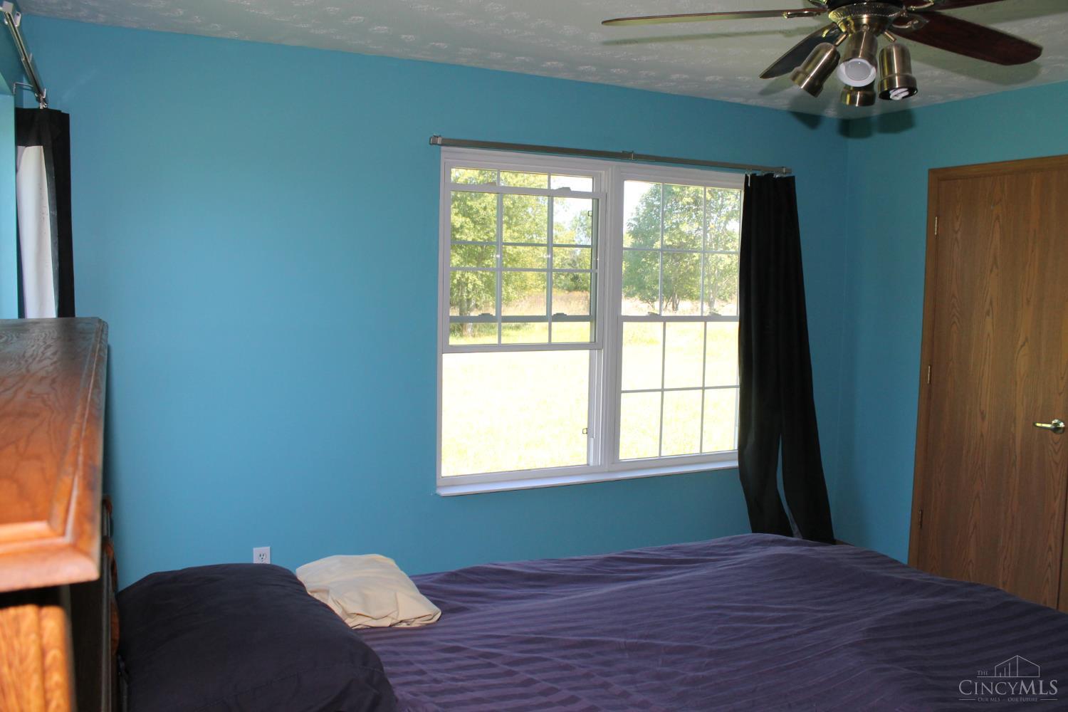 216 Pansy Road Blanchester, OH 45107 - Photo 9 of 27 Primary bedroom