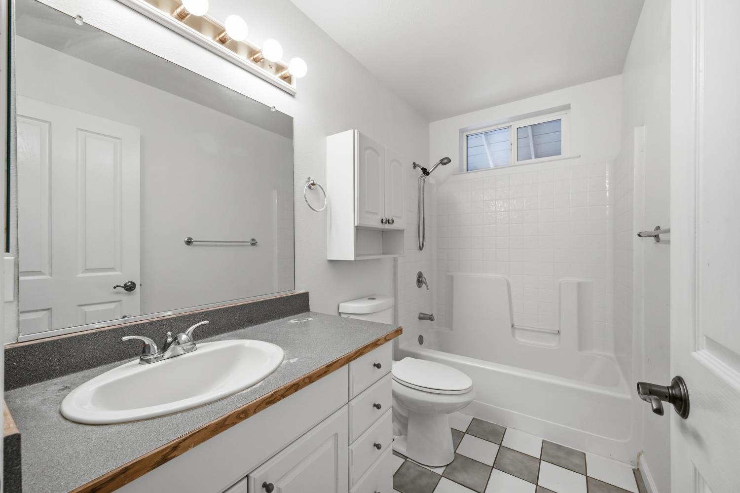 11657 Deerlick Road Rough and Ready, CA 95975 - Photo 12 of 49 Gallery Image 12