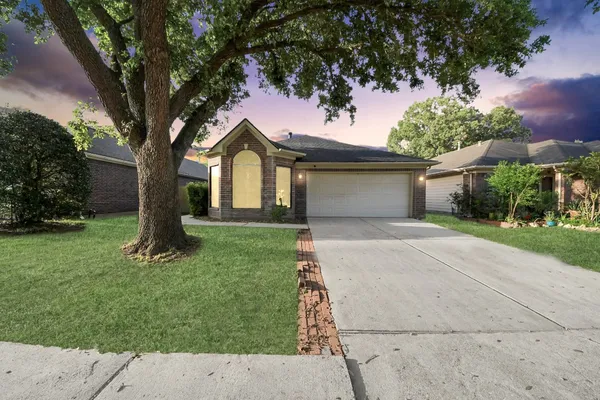$268,900 | 20019 Beechview Lane, Katy, TX 77449