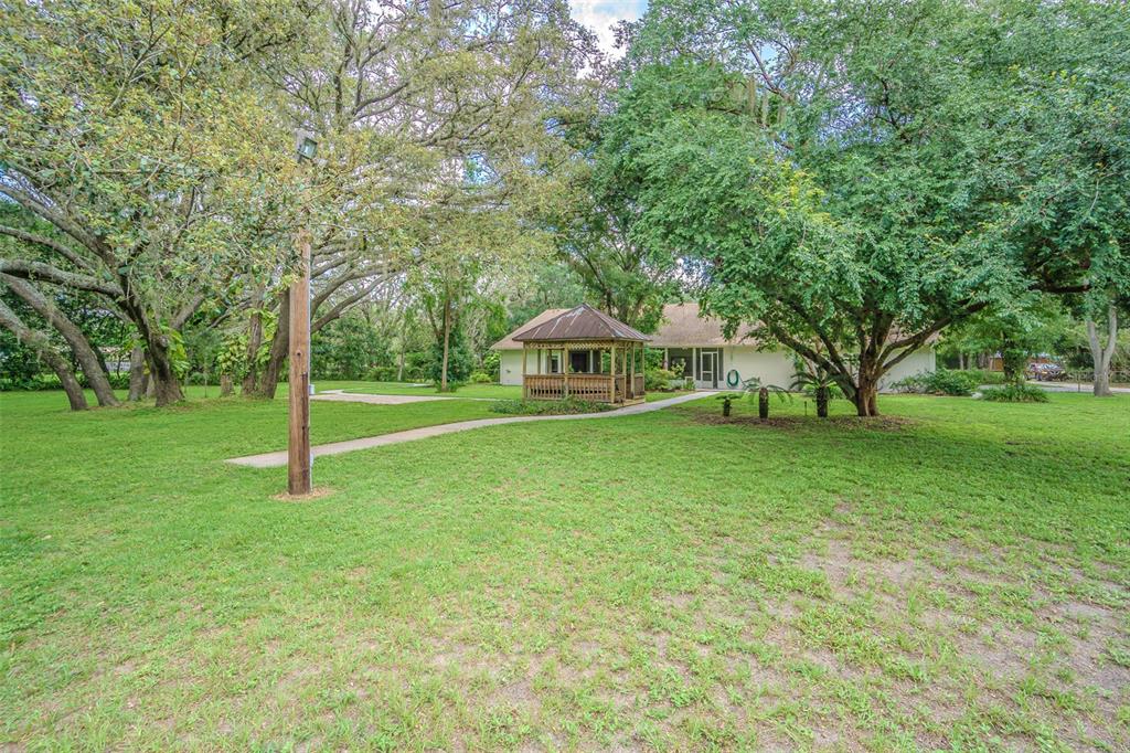 18110 30th Street Lutz, FL 33559 - Photo 36 of 54