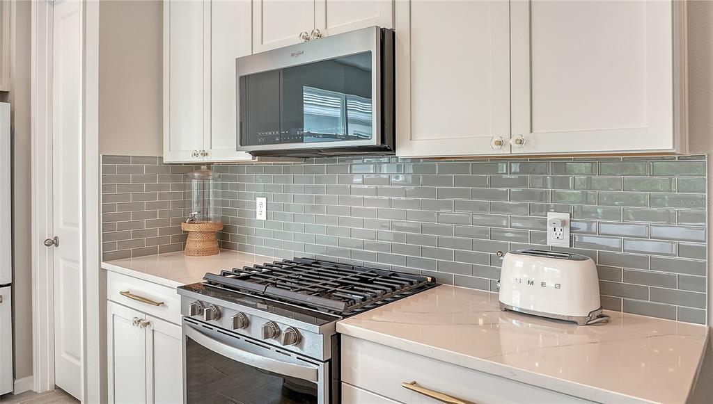 8704 Rain Song Road Sarasota, FL 34238 - Photo 15 of 50