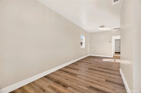 $335,000 | 1128 West 5th Street, Chico, CA 95928