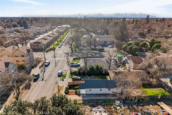 $335,000 | 1128 West 5th Street, Chico, CA 95928