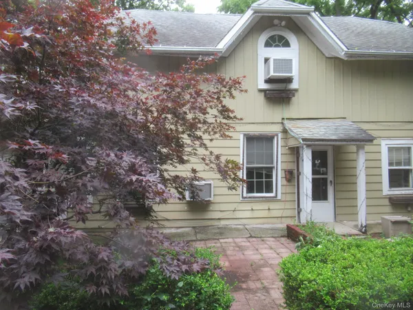 $375,000 | 2 Academy Avenue, Cornwall-on-Hudson, NY 12520