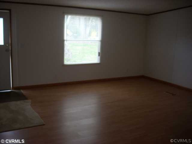 331 State Rte F 189 Louisa, VA 23093 - Photo 8 of 12 an empty room with a window
