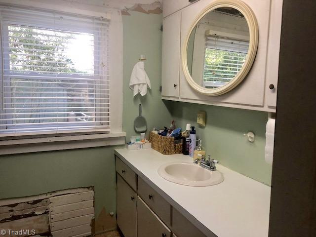 680 Abram Young Road Lexington, NC 27292 - Photo 8 of 17 Gallery Image 8