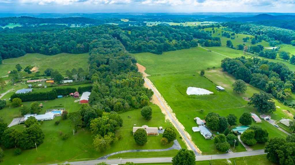 5589 Blue Springs Road Southeast Cleveland, TN 37311 - Photo 22 of 70 Gallery Image 22