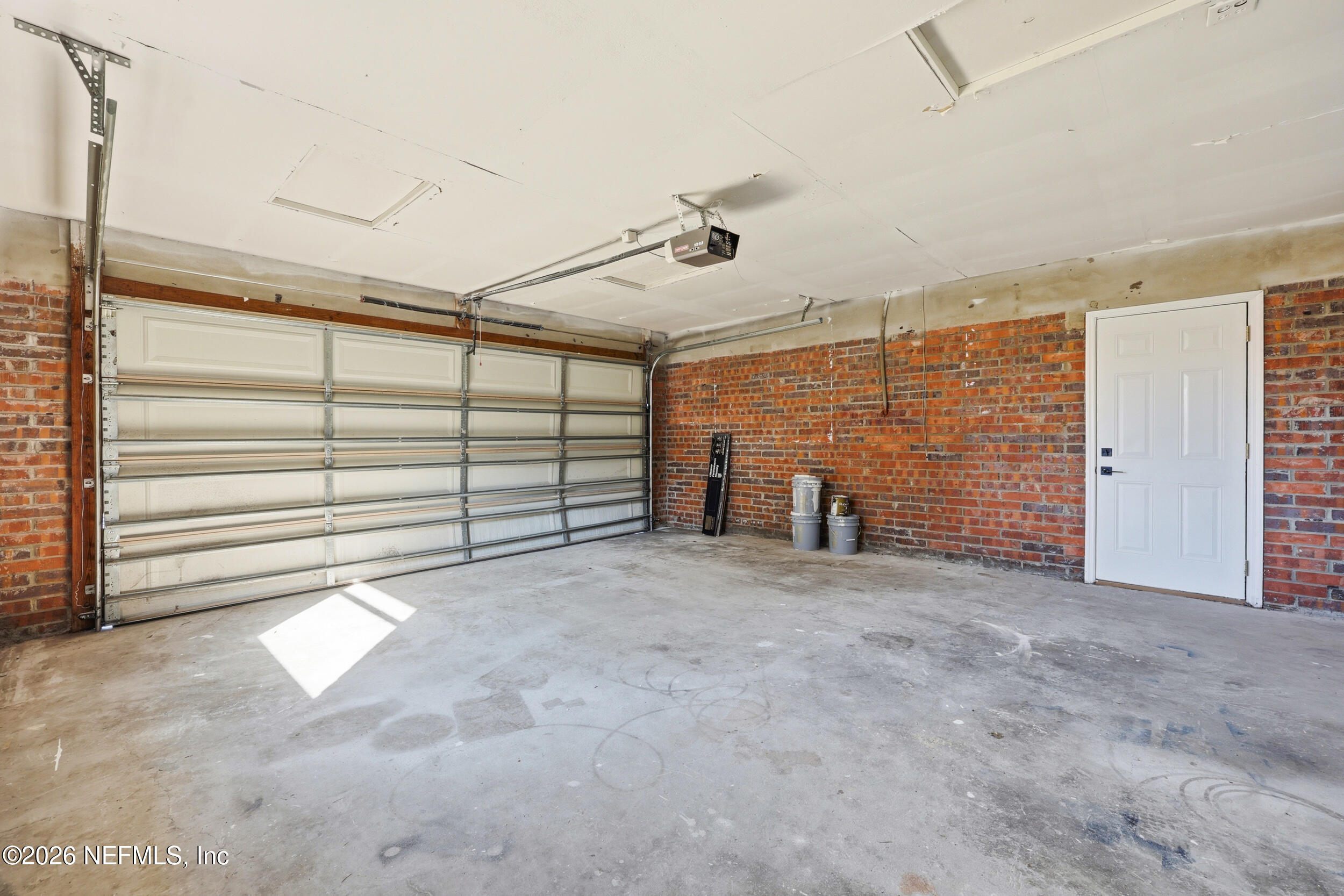 2171 Carter Braxton Road Orange Park, FL 32073 - Photo 17 of 39 a view of a garage