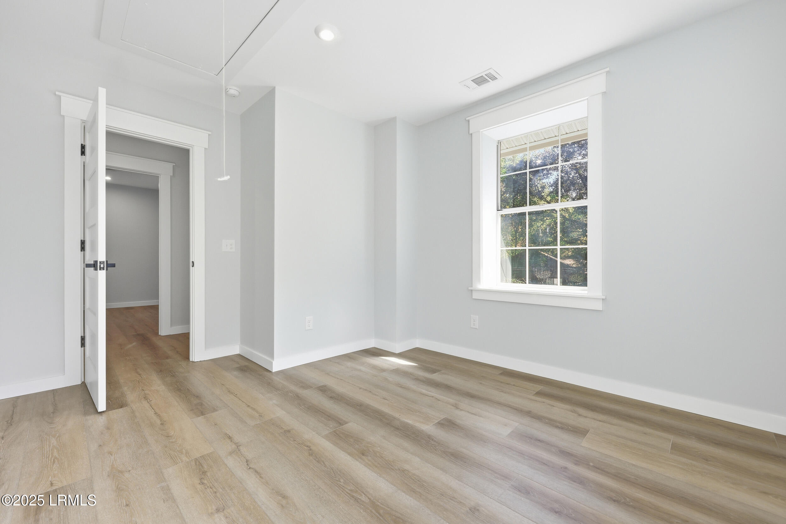 617 Jasper Street Ridgeland, SC 29936 - Photo 21 of 28 guest bed 1