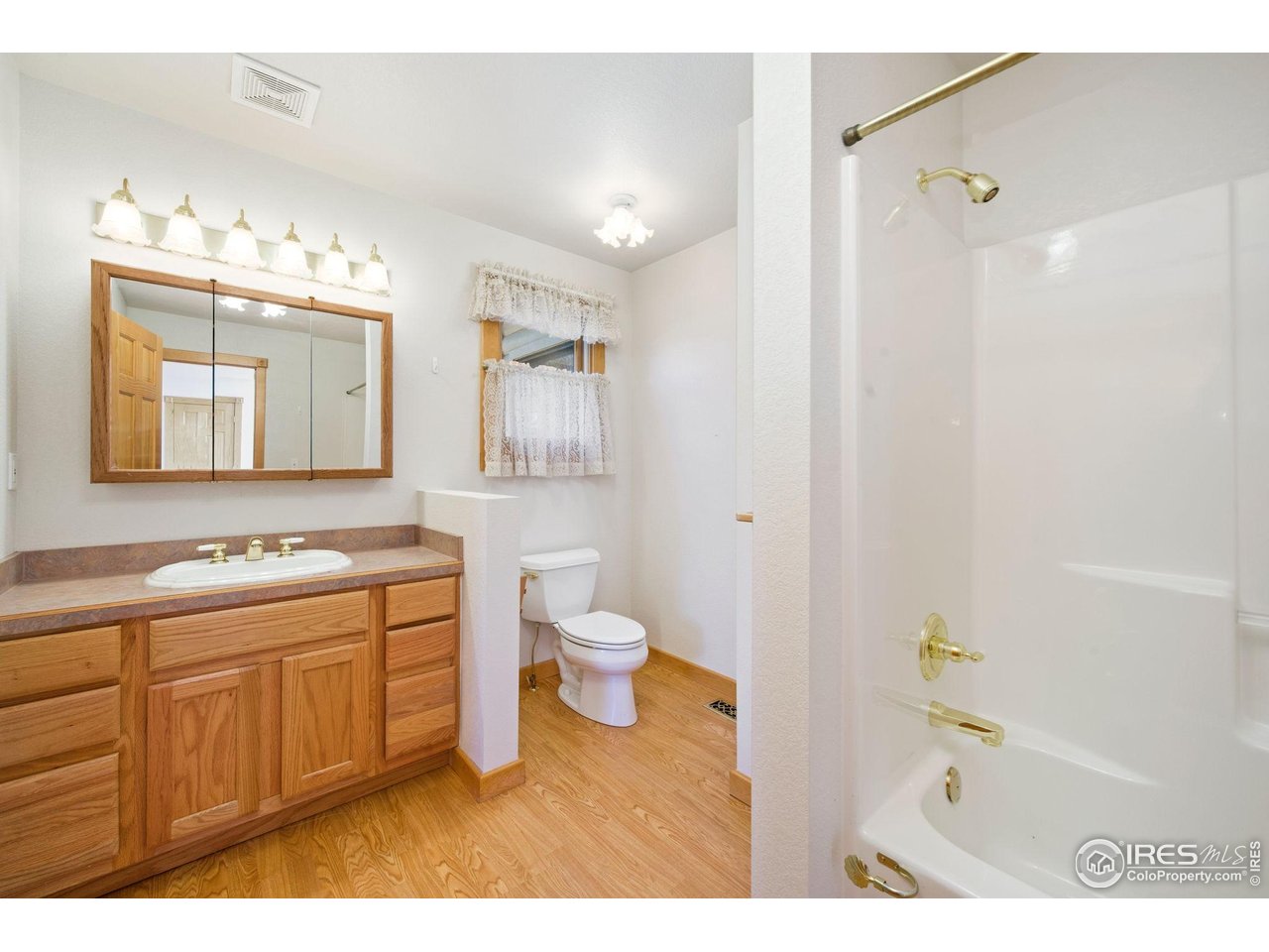 965 Stone Mountain Ranch Road Loveland, CO 80537 - Photo 24 of 49 Main level bathroom