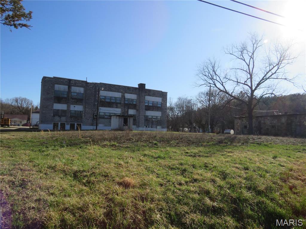 2301 Pine Street Centerville, MO 63633 - Photo 2 of 5