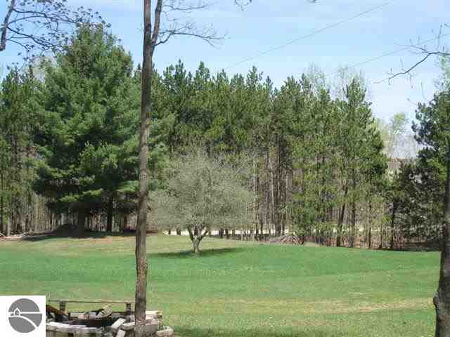 4058 Ludlow Road South Boardman, MI 49680 - Photo 30 of 44 1743277-29.JPG