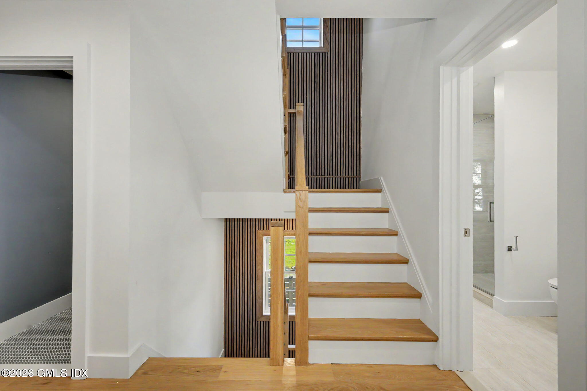 7 Tait Road Old Greenwich, CT 06870 - Photo 17 of 35 Second Floor