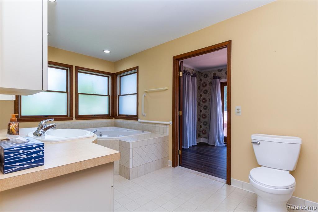 26429 Inkster Road Flat Rock, MI 48134 - Photo 27 of 93 Gallery Image 27