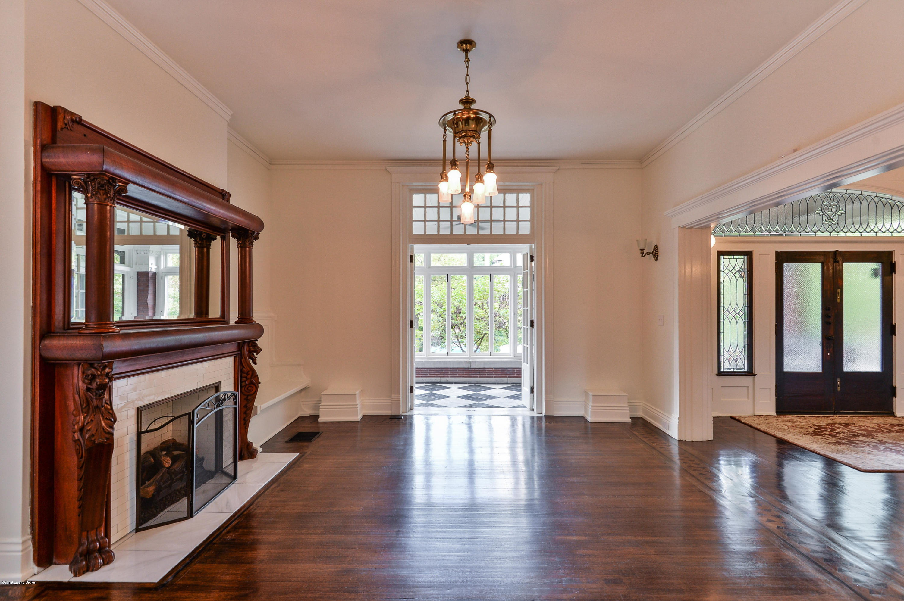 1222 Cherokee Road Louisville, KY 40204 - Photo 13 of 71 18 20190912-3963