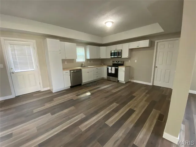 $299,500 | 307 East Washington Street, O'Fallon, IL 62269