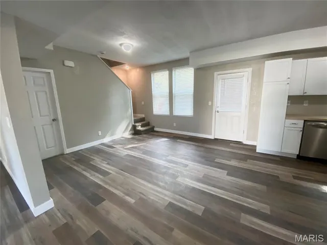 $299,500 | 307 East Washington Street, O'Fallon, IL 62269